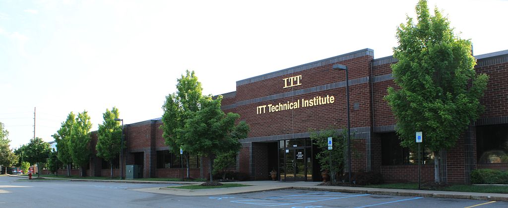 ITT技术学院西科维那分校图集1